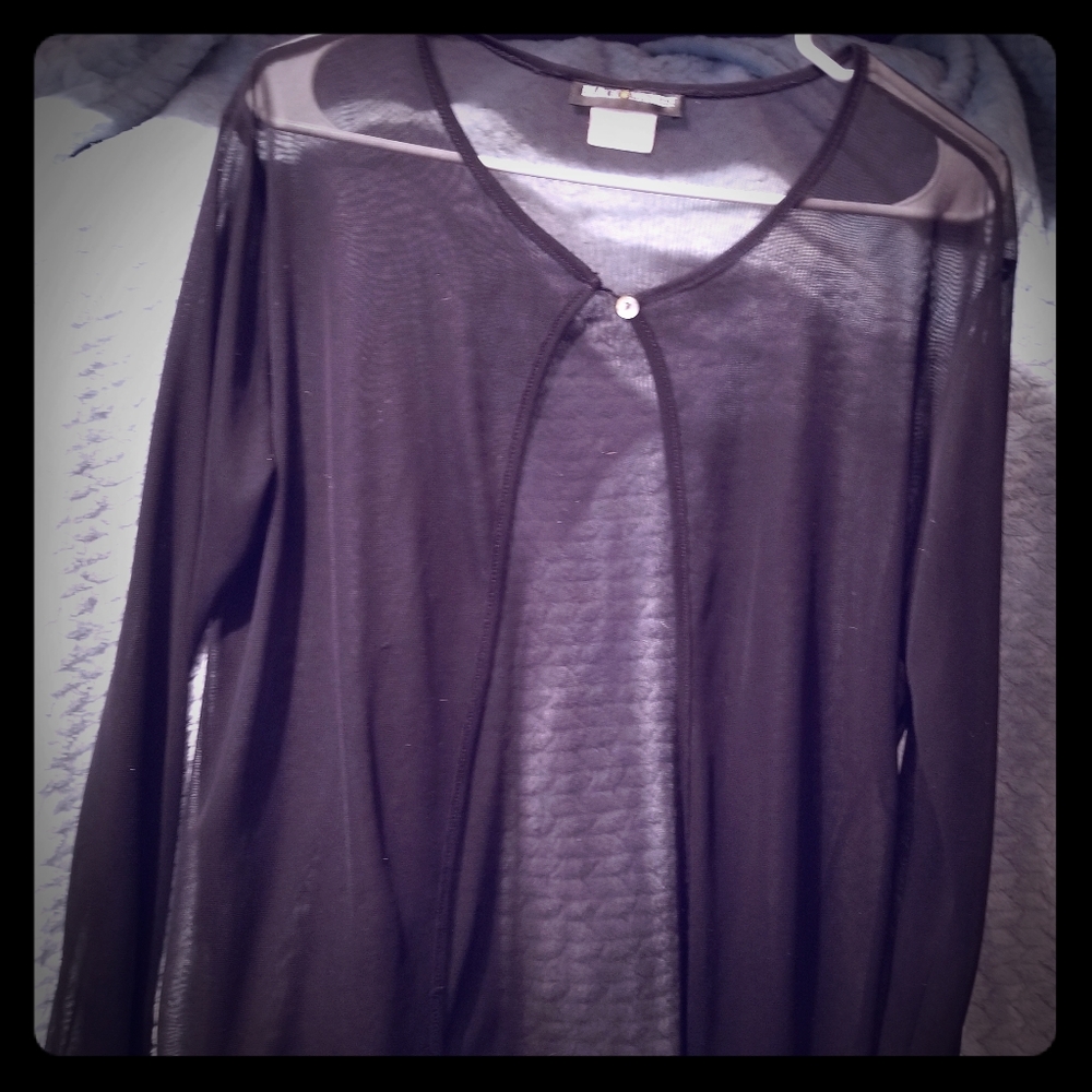 Black shaffon top